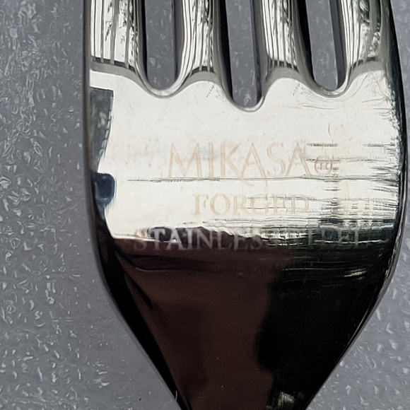 Set Of 3 Mikasa ROCKFORD Forged Stainless Salad Forks Flatware - Picture 3 of 3